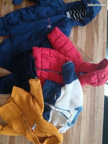 Lot de vêtements chauds pour garçon (6-9 mois)