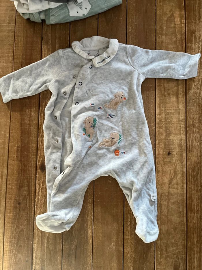 Lot de pyjamas - photo numéro 4