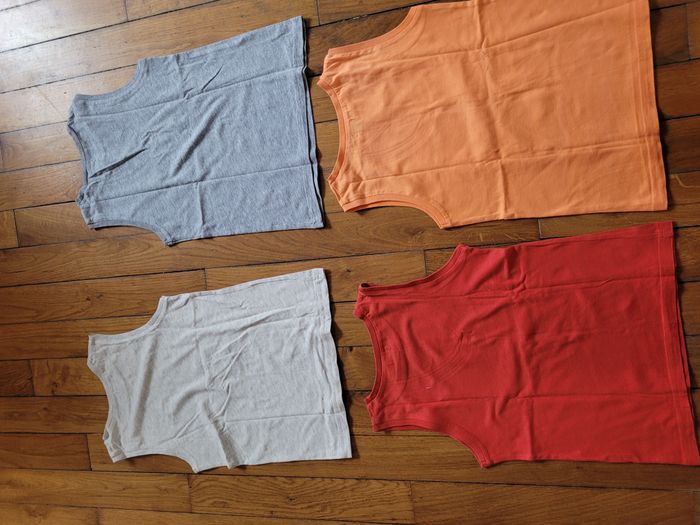 Lot vêtements 8 ans - photo numéro 3