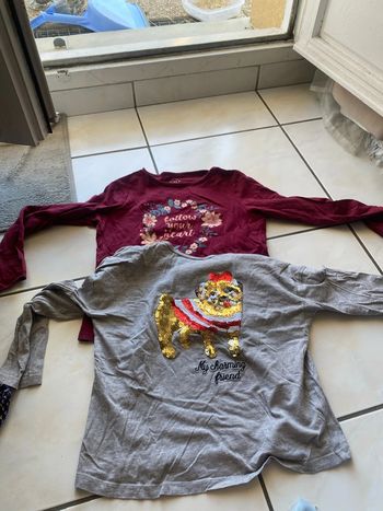Lot T-shirt fille, 7/8 ans