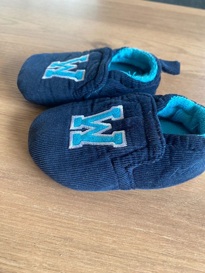 Jolie paire de chausson bleu neuf - photo numéro 2