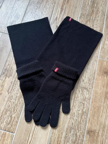 Lot Levi’s