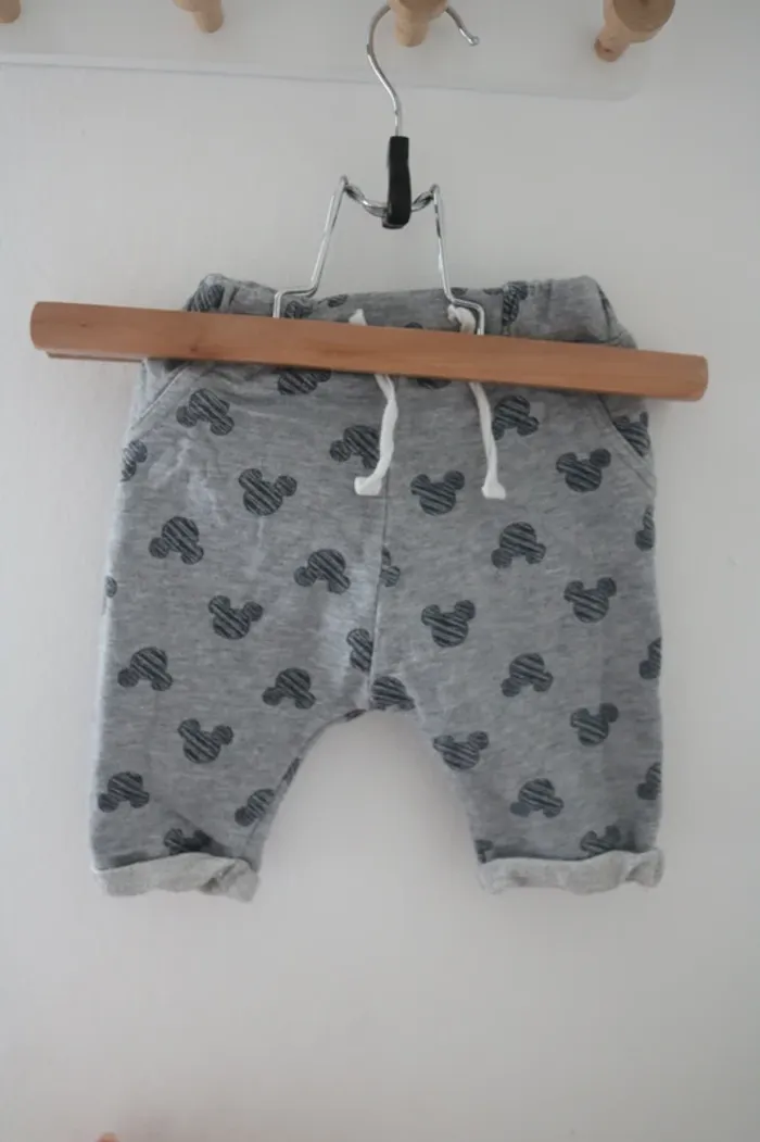 Ensemble automne haut sans marque et jogging Disney 3 mois - photo numéro 2