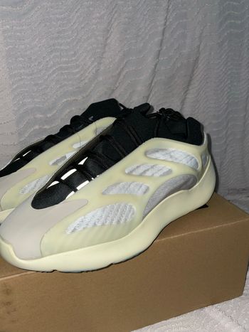 Yeezy 700