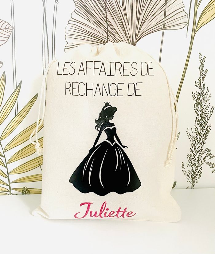 Pochon personnalisé | les affaires de rechange de ... | maternelle, crèche, garderie | pochette personnalisée