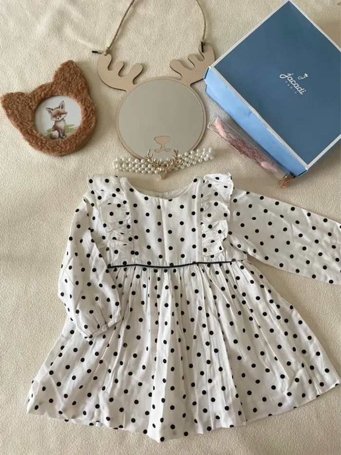 Robe Jacadi 18 mois – Élégance intemporelle pour les tout-petits