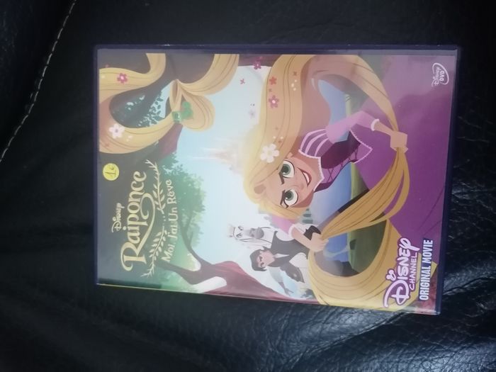DVD 1e ou 5e les 9 dvd barbie, raiponce, cendrillon - photo numéro 7