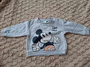 Sweat-shirt Taille 9 mois