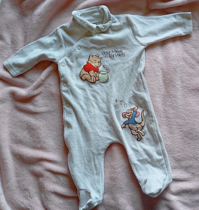 Lots pyjama Winnie l'ourson 3 mois - photo numéro 4