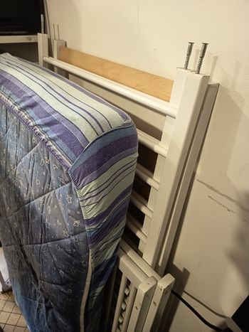 Lit bébé et matelas