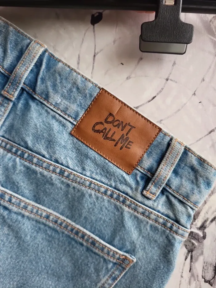 Short en jean destroy - photo numéro 7