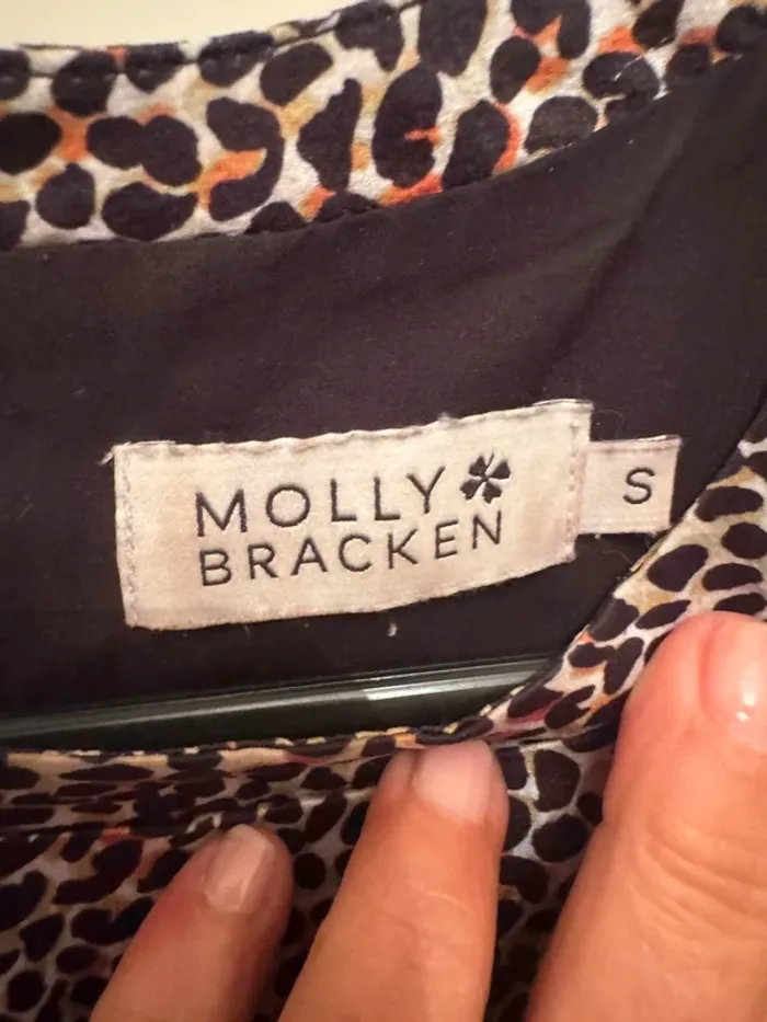 Robe motif léopard Marque Molly Braken taille S - photo numéro 3