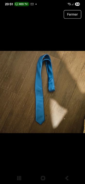 Cravate bleue pour enfants