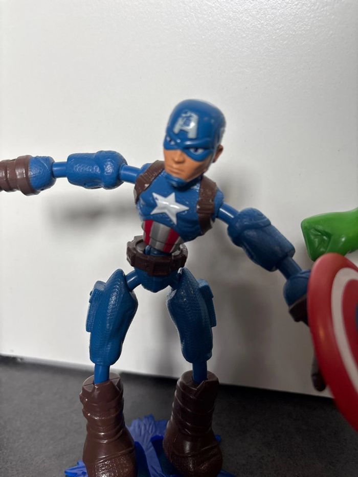 Lot 2 figurines Marvel - photo numéro 5