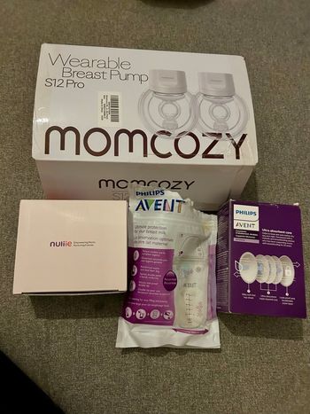 Tire-lait momcozy S12 pro + accessoires