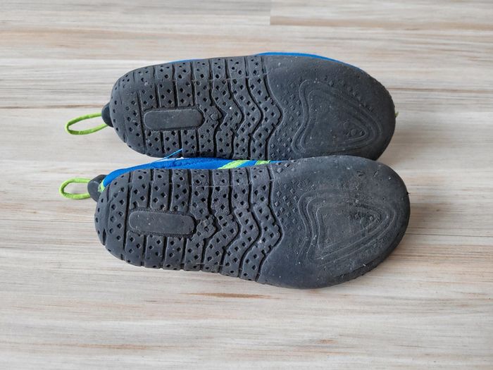 Chaussures aquatiques, taille 26. - photo numéro 3