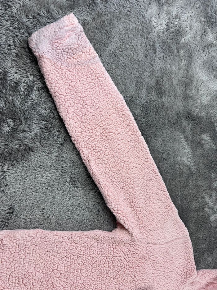 Pull polaire à capuche Fila avec logo brodé rose orangé taille S – Femme streetwear - photo numéro 10