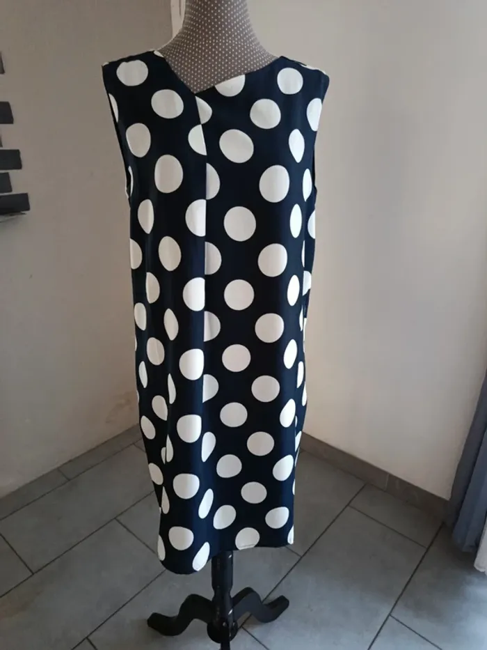 Robe a pois bleu foncé Véro Moda taille M