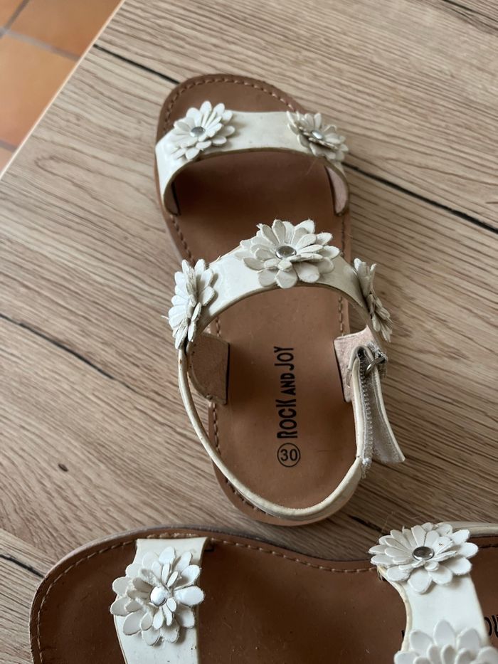 Sandale 30 - photo numéro 3