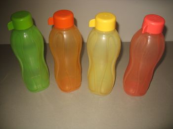 LOT DE 4 ÉCO BOUTEILLES - 0.5 LITRE "TUPPERWARE" - n°16