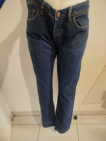 #kytie42homme. Jeans slim taille 42 