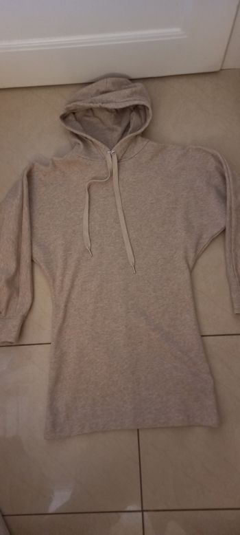 Robe / Pull  T  XS   " H&M  "  TBE