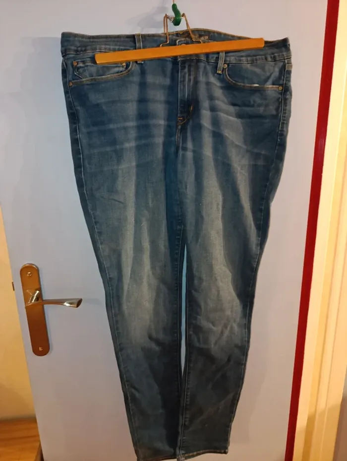 Jean Levi's taille 33 femme demi curve