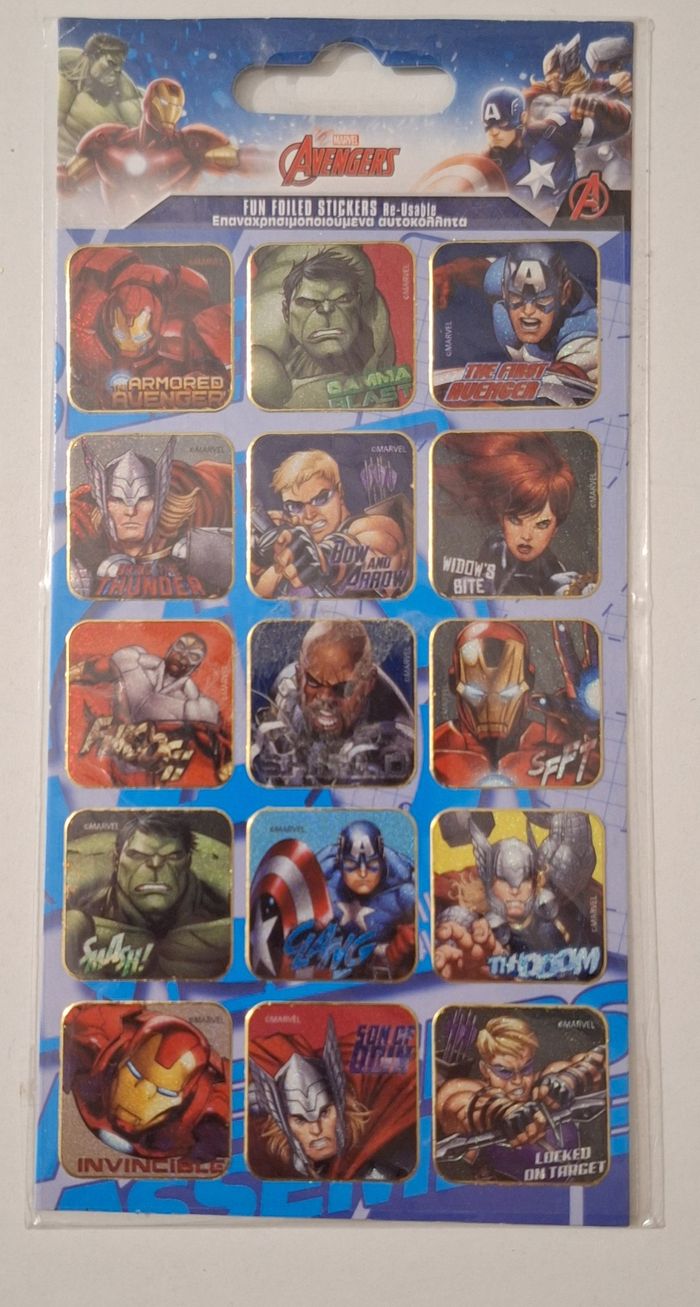 Lot d'articles Star Wars et Marvel - photo numéro 2