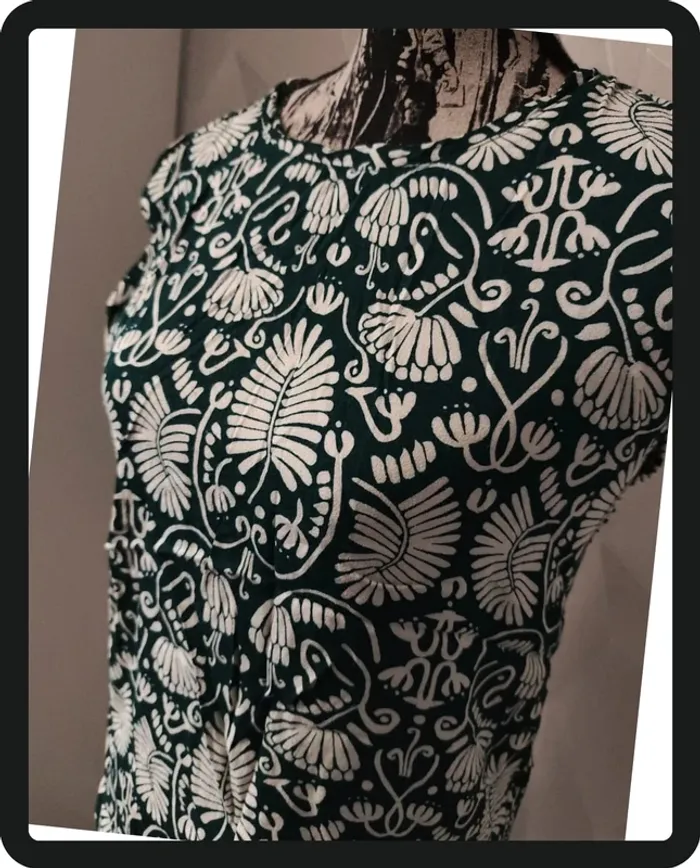 Haut sans manche - photo numéro 2