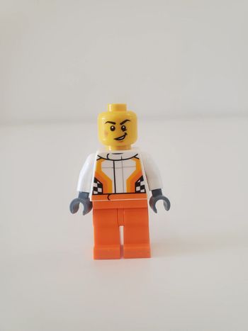Légo Personnage Figurine d'un pilote de Monster Truck Lego City très bon état