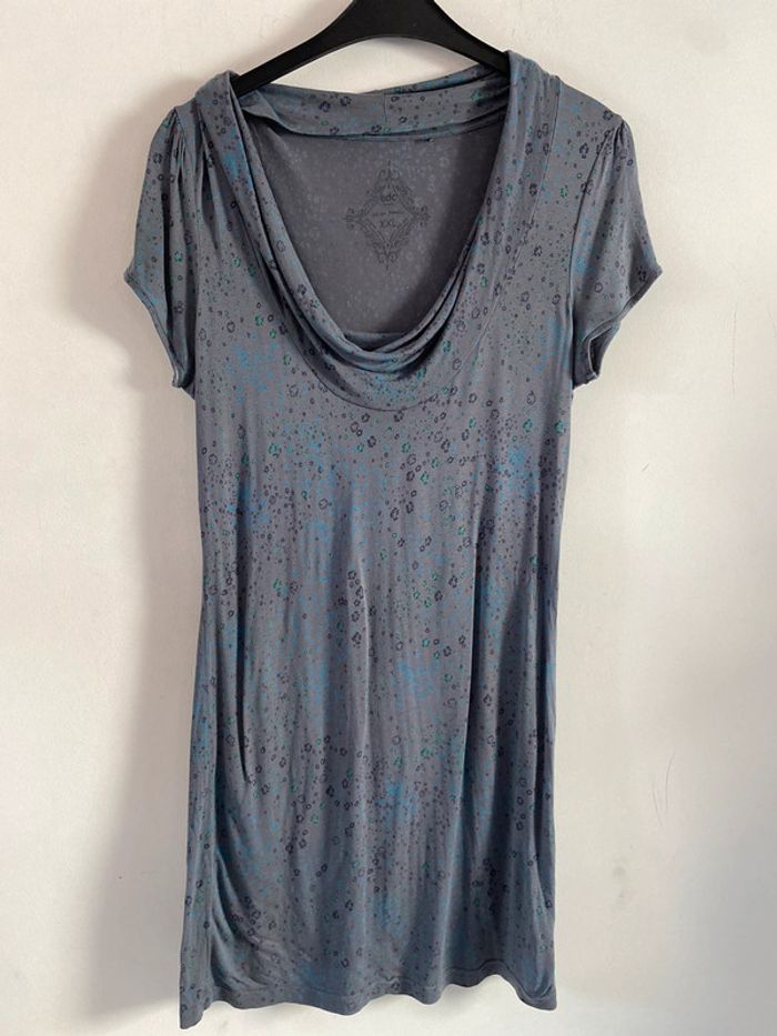 Robe edc