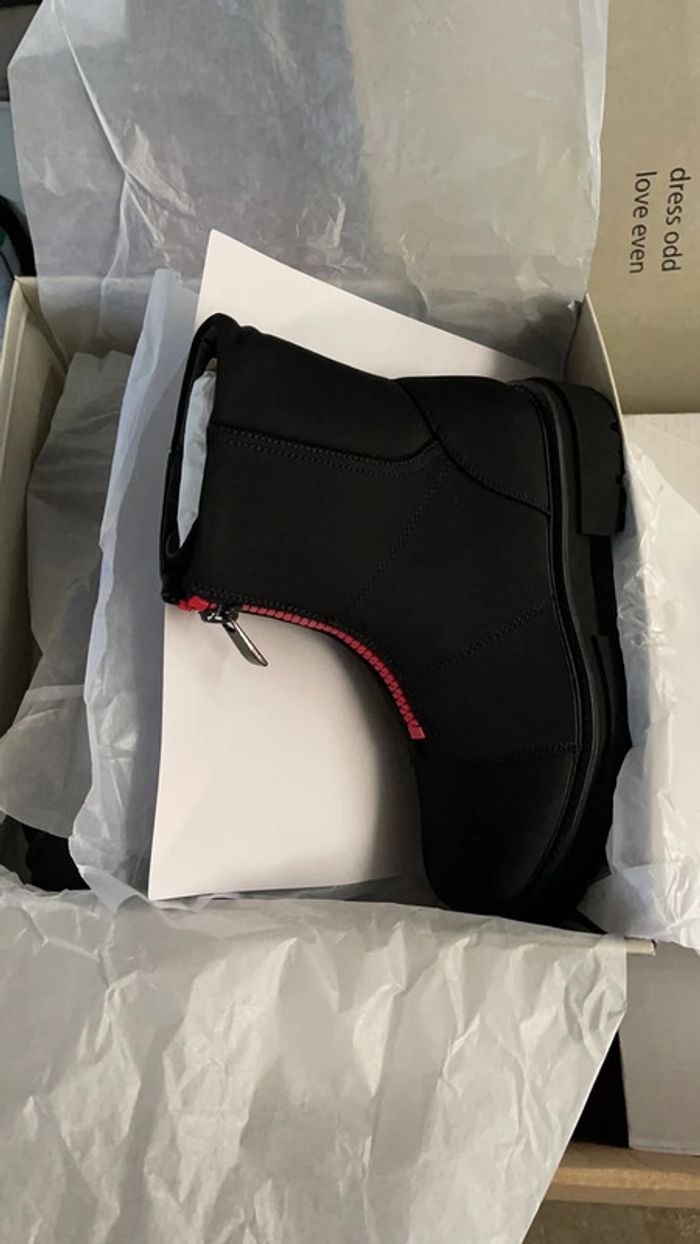 Superbe bottines neuves jamais portées pointure 38 - photo numéro 5