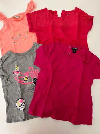 Lot 4 t shirts