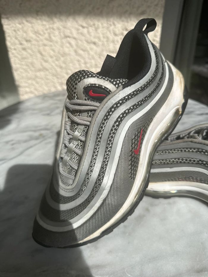 Basket Nike air Max 97 grise - photo numéro 2