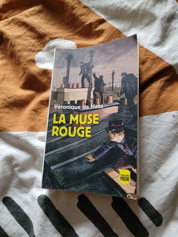 La muse rouge Véronique de Haas