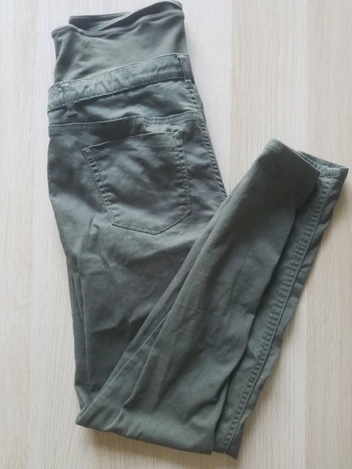 Jean maternité Kiabi kaki