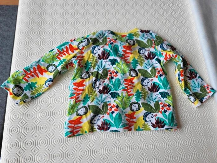 Ensemble salopette et tee-shirt - photo numéro 2