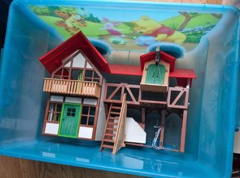 Ferme Playmobil + différents playmobil