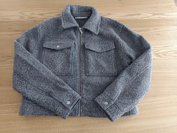 Veste automne hiver en bouclette Cache cache Taille 38 , comme neuf 