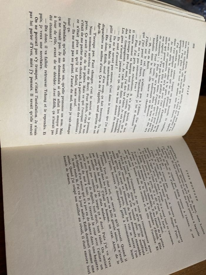 Livre sur Piaf - photo numéro 4