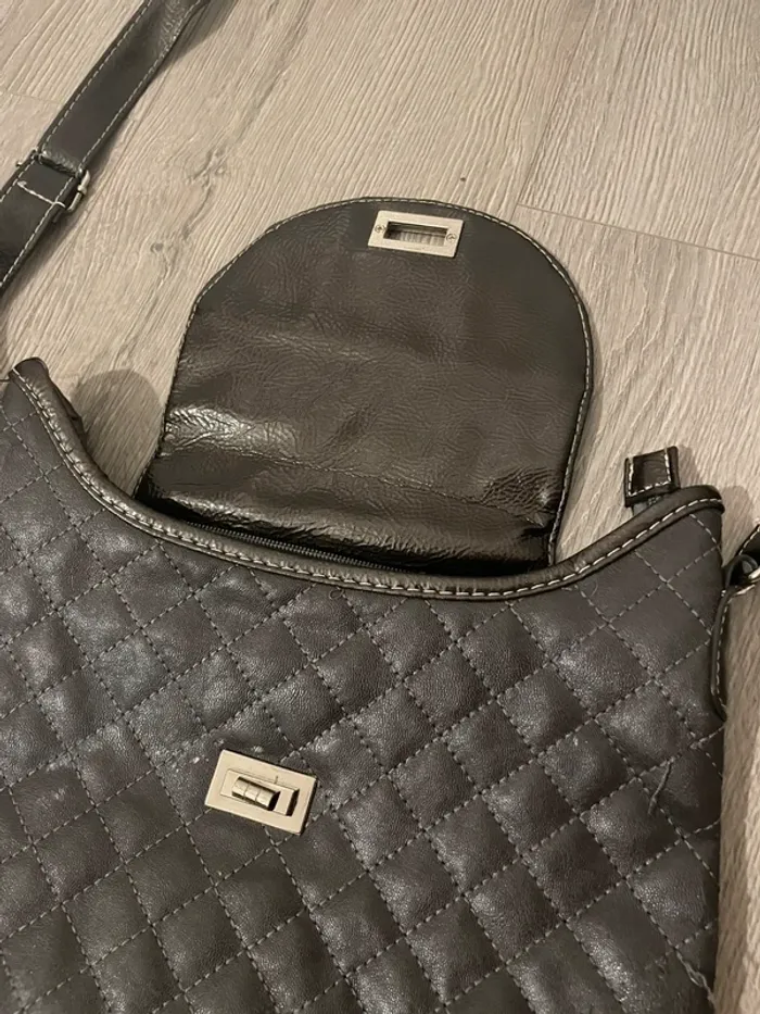 sac à main bandoulière matelassé gris 👜 - photo numéro 3