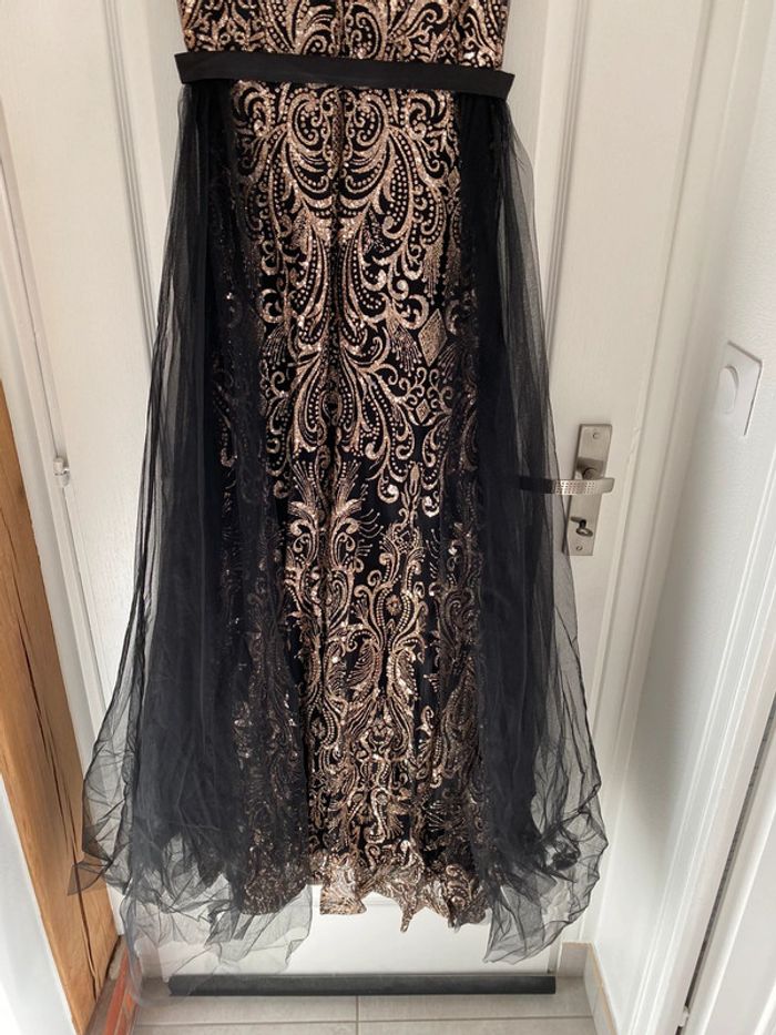 Robe de soirée noir et pailletée or S - photo numéro 3