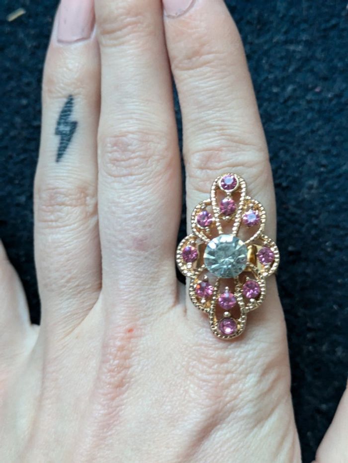 Bague fantaisie a strass