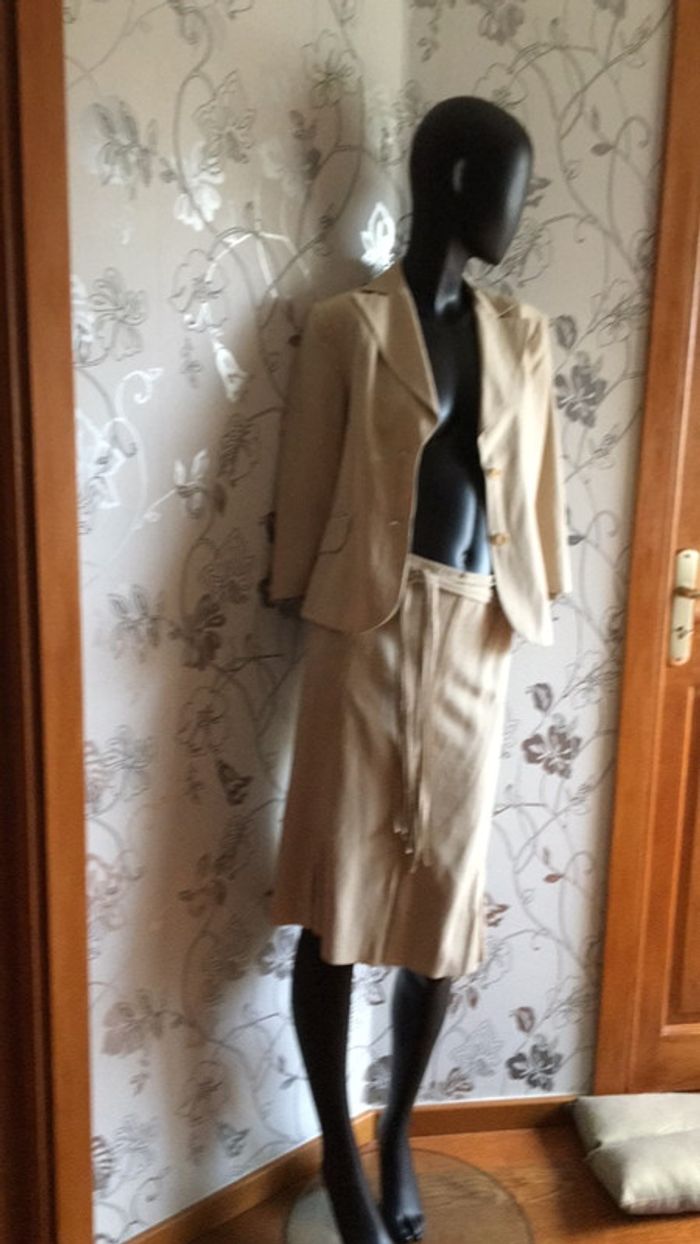 Ensemble jupe et veste - photo numéro 2