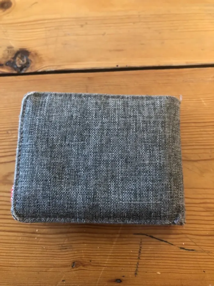Petit portefeuille Herschel - photo numéro 2