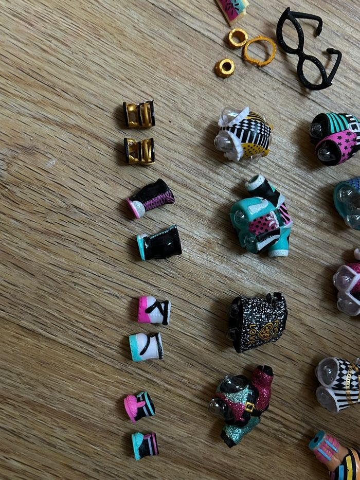 Lot figurines et accessoires LOL - photo numéro 4