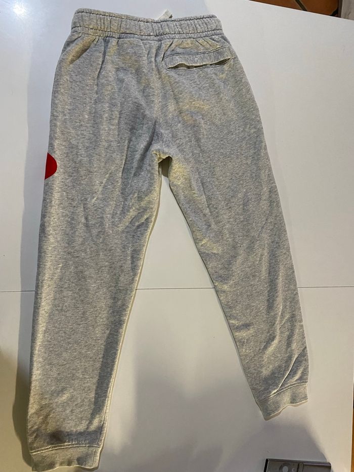 Bas jogging gris Nike taille M enfants - photo numéro 3