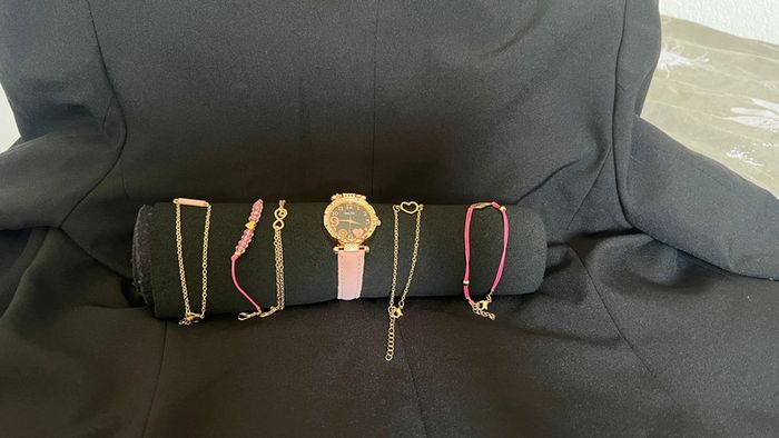 Ensemble montre bracelets - photo numéro 6