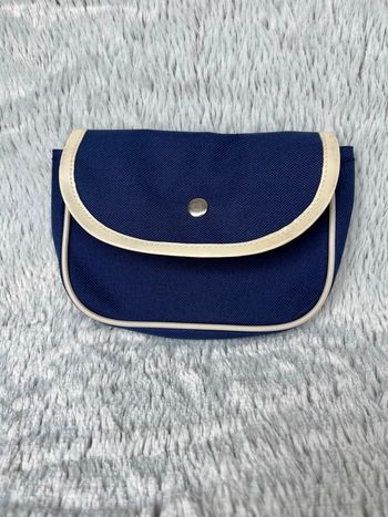 Pochette bleu marine neuve rangement sac maquillage voyage