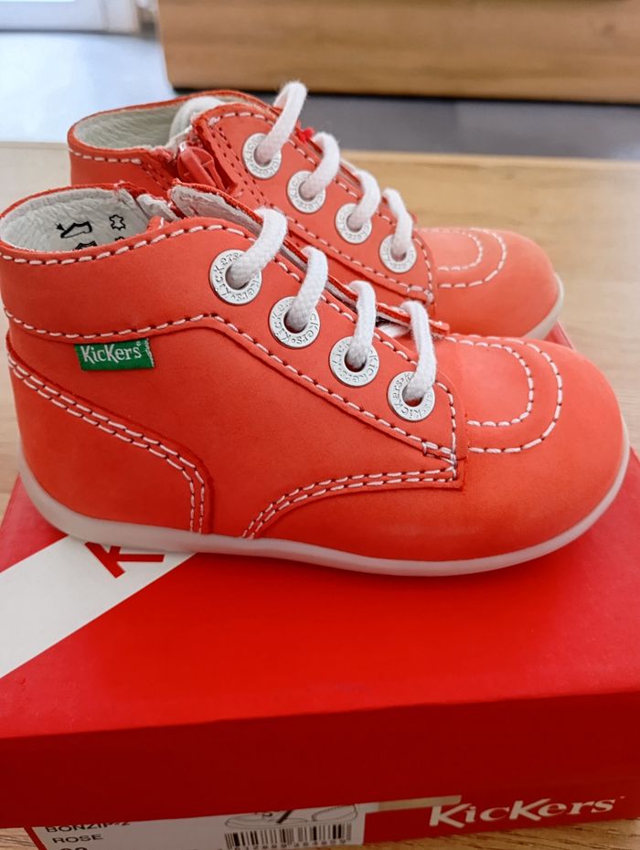 Kickers neuves pour fille en taille 22 - photo numéro 3